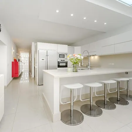 Palmera Sky Terrace 公寓